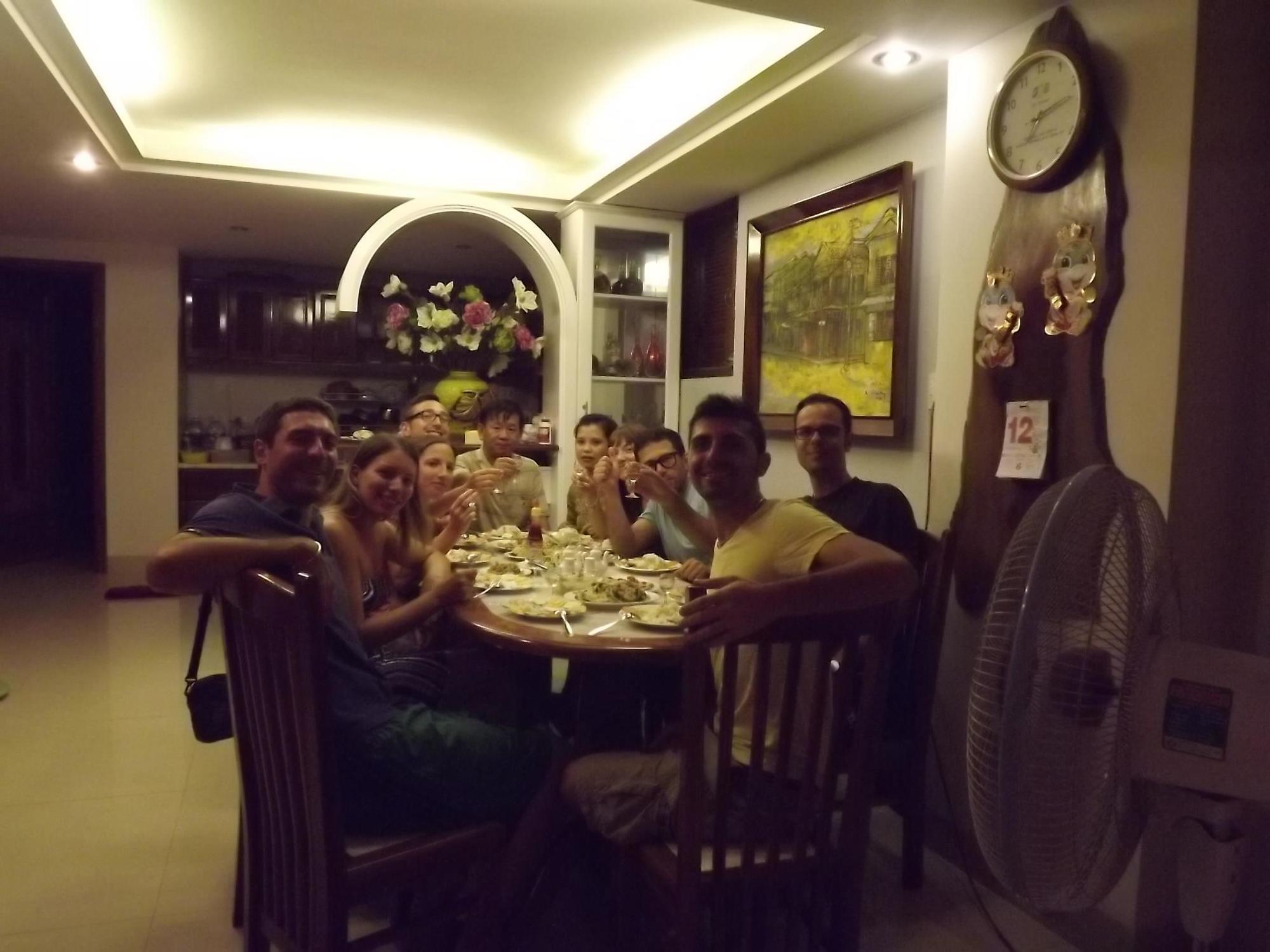 Hoang Thu Auberge de jeunesse Hội An