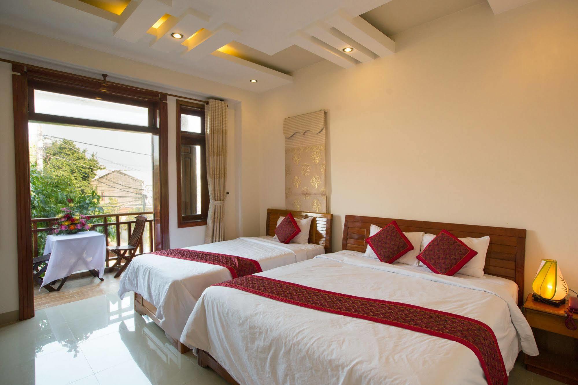 Hoang Thu Auberge de jeunesse Hội An